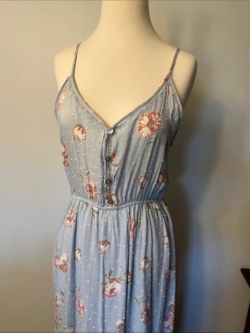 soft lightweight summer dress - Picture 2 of 6